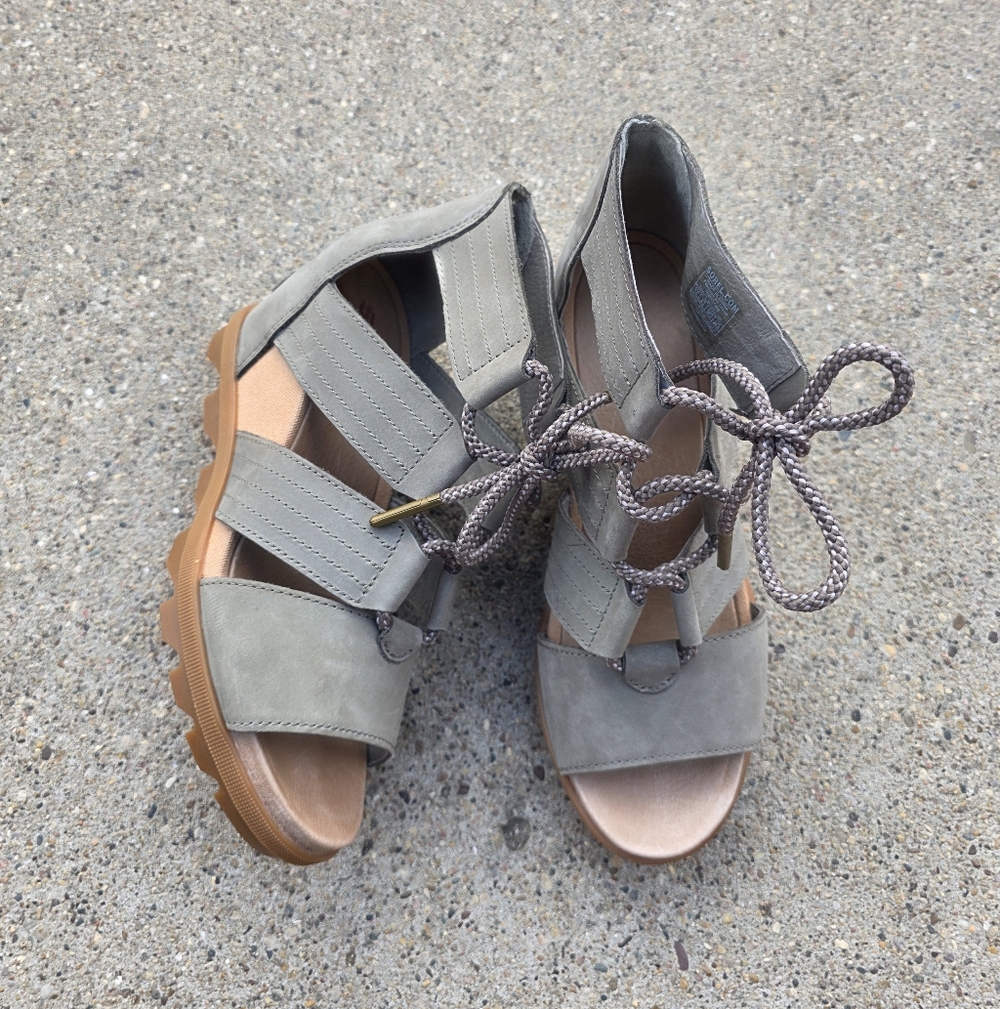 Sorel Wedge Gray Suede Lace-Up Sandals Women Size 7.5